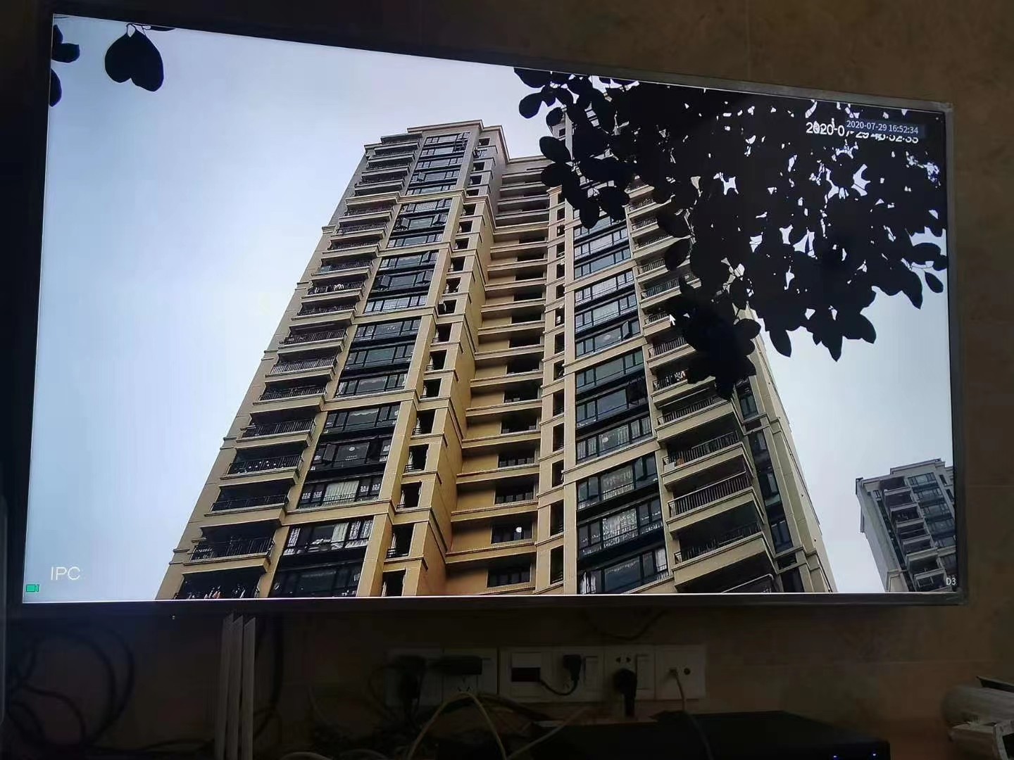 高空抛物摄像头图片