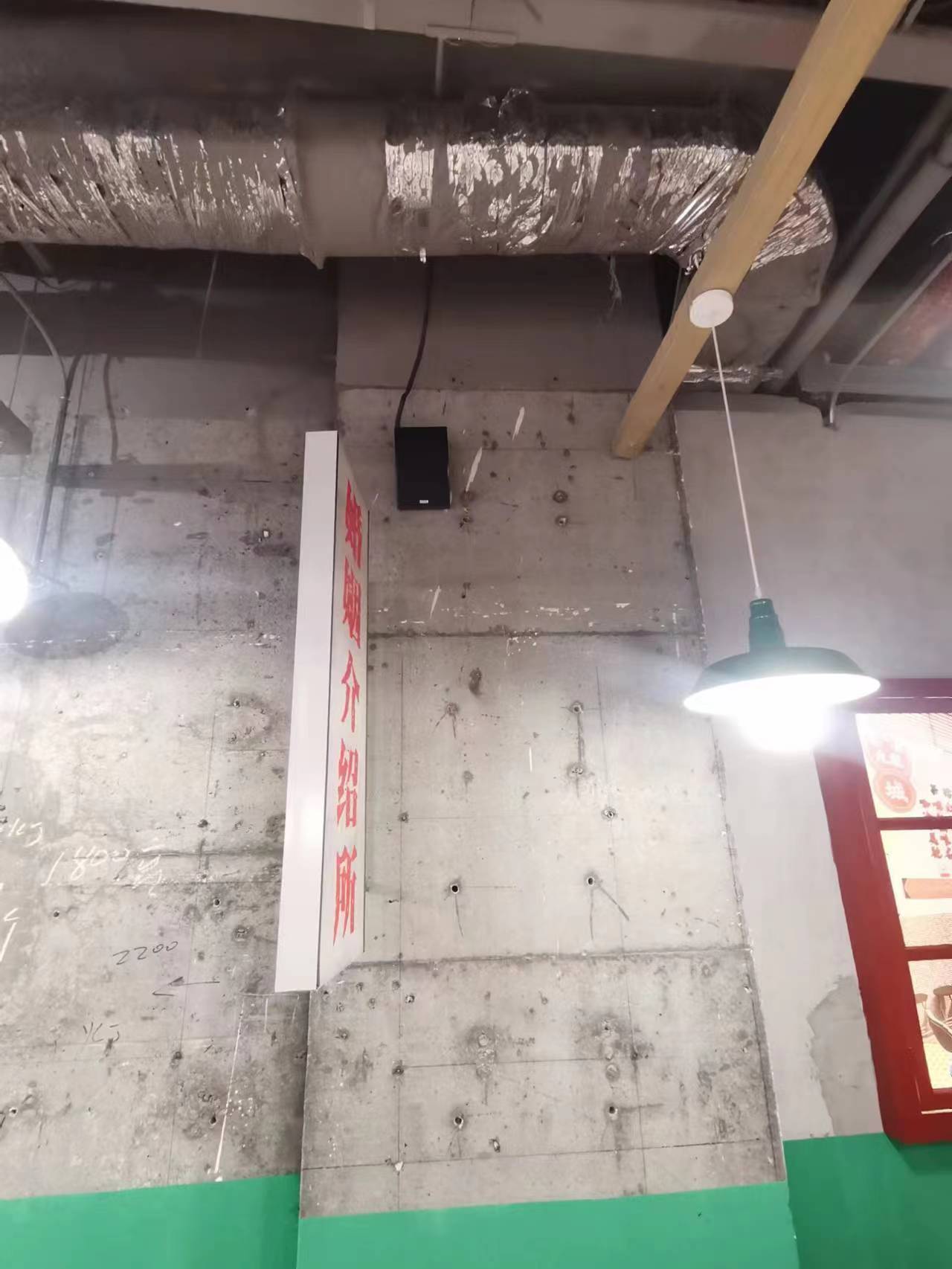 背景音乐音响安装图片